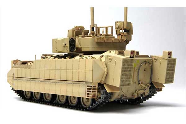 M2A3 Bradley BUSK III (MENG SS-004) 1/35