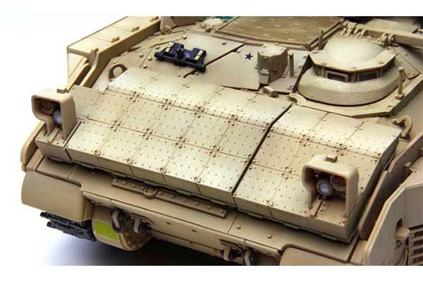 M2A3 Bradley BUSK III (MENG SS-004) 1/35