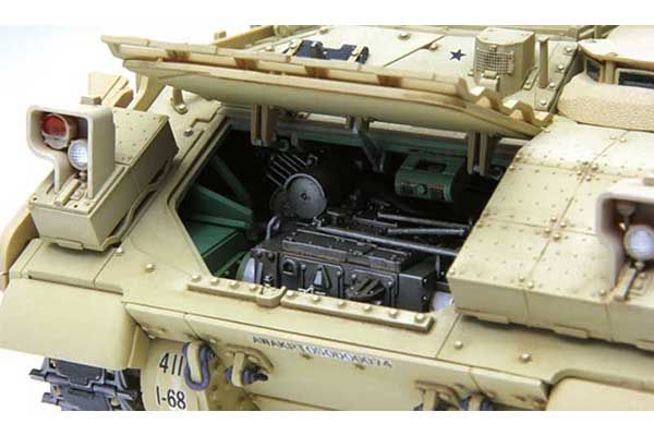 M2A3 Bradley BUSK III (MENG SS-004) 1/35