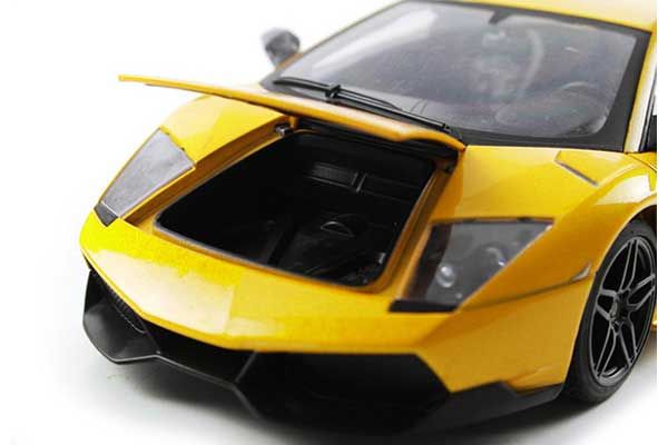 Lamborghini LP670-4 SV металлическая (желтая) (MEIZHI 2152y) 1/18