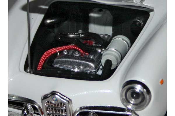 Alfa Romeo Giulietta Spider 1300 (ITALERI 3653) 1/24