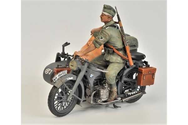 BMW R-12 з люлькою та екіпажем (ZVEZDA 3607) 1/35