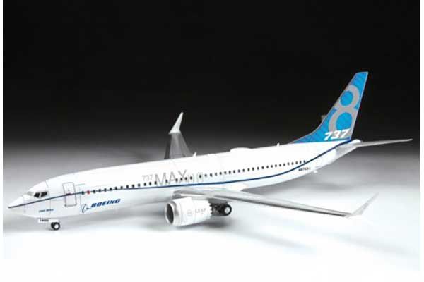 Boeing 737-8 MAX (ZVEZDA 7026) 1/144