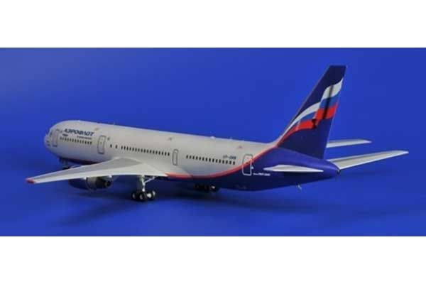 Boeing 767-300 (Zvezda 7005) 1/144