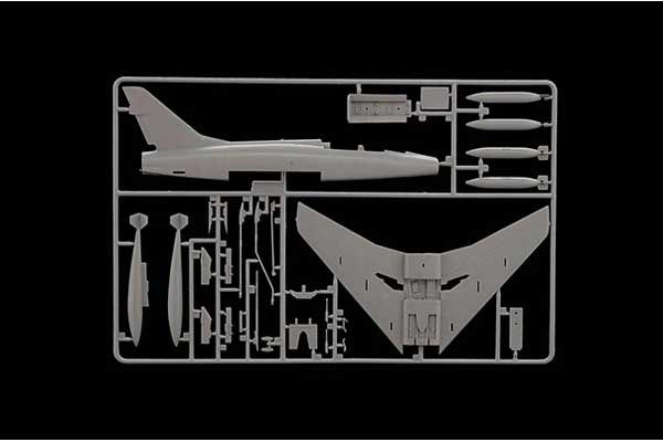 F-100 Super Sabre (ITALERI 1398) 1/72