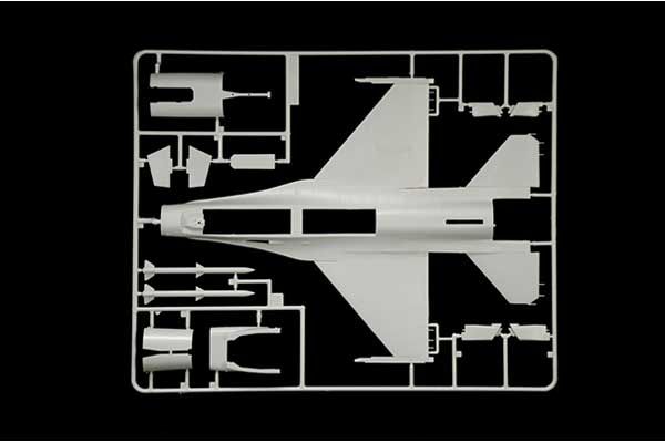 F-16 A Fighting Falcon (ITALERI 2786) 1/48