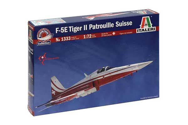 F-5E Tiger ll Patrouille Suisse (ITALERI 1333) 1/72