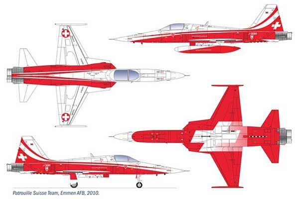 F-5E Tiger ll Patrouille Suisse (ITALERI 1333) 1/72