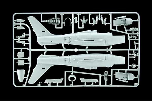 F-84F Thunderstreak (ITALERI 2703) 1/48