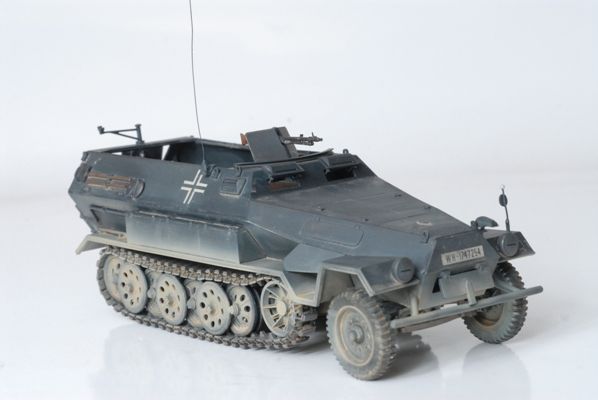 "Ханомаг" Sd.Kfz 251/1 AusF.B (ZVEZDA 3572) 1/35