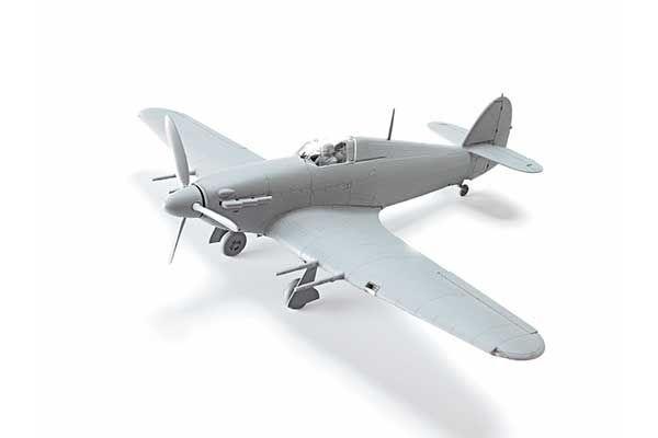 Hawker Hurrikane IIC (ZVEZDA 7322) 1/72