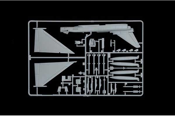 EF-2000 Typhoon IIB (ITALERI 1340) 1/72