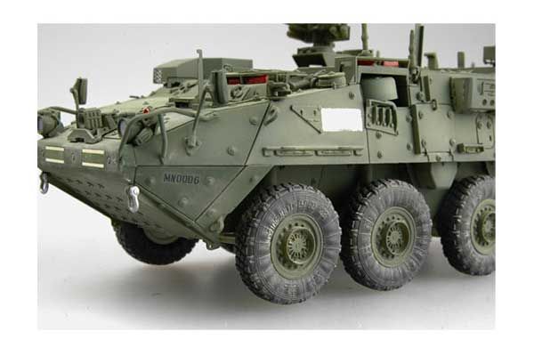 M1130 Stryker Command Vehicle (Trumpeter 00397) 1/35