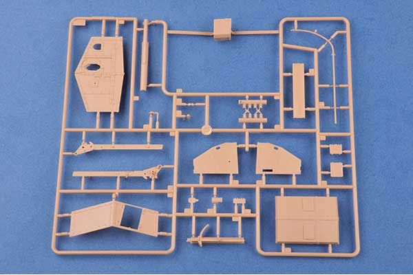 Saint-Chamond - Medium (Hobby Boss 83859) 1/35