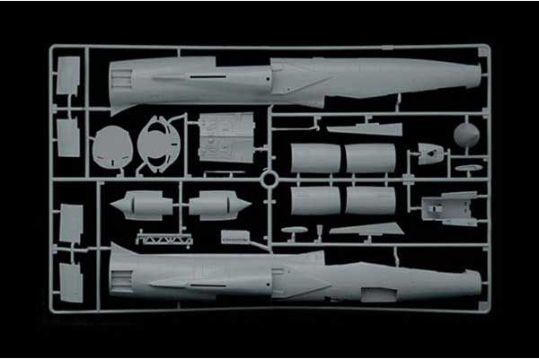 TF-104 G Starfighter (ITALERI 2509) 1/32