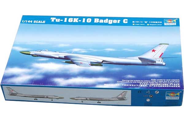 Ту-16к-10 Badger C (Trumpeter 03908) 1/144