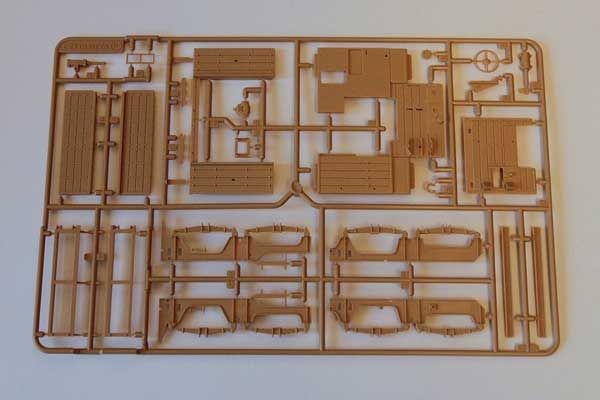 FAMO & Sd.AH.117 (Tamiya 35246) 1/35