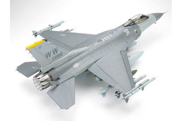F-16CJ Fighting Falcon (Tamiya 60315) 1/32
