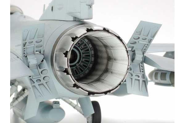 F-16CJ Fighting Falcon (Tamiya 60315) 1/32