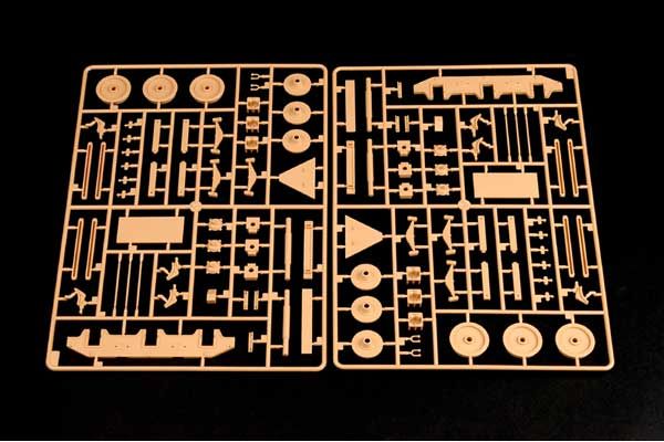 Schwere Plattformwagen Type SSyms 80 (TRUMPETER 00221) 1/35