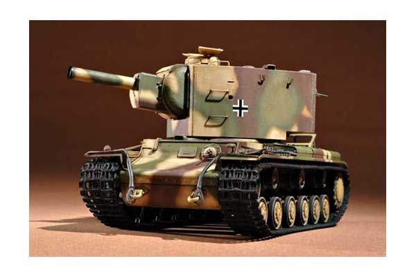 Pz.Kpfm KV-2 754(r) Tank (Trumpeter 00367) 1/35