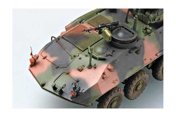 LAV-AT протитанкова бронемашина (Trumpeter 00372) 1/35