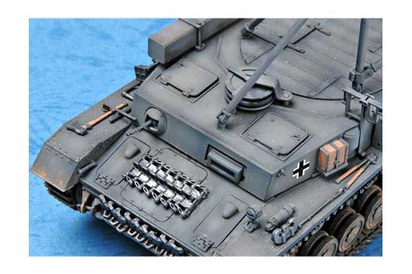 Bergepanzer IV Recovery Vehicle (Trumpeter 00389) 1/35