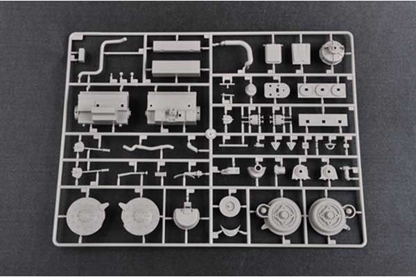 Pzkpfw IV Ausf.J средний танк (Trumpeter 00921) 1/16