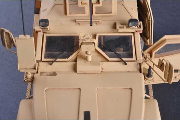 US M-ATV MRAP (Trumpeter 00930) 1/16