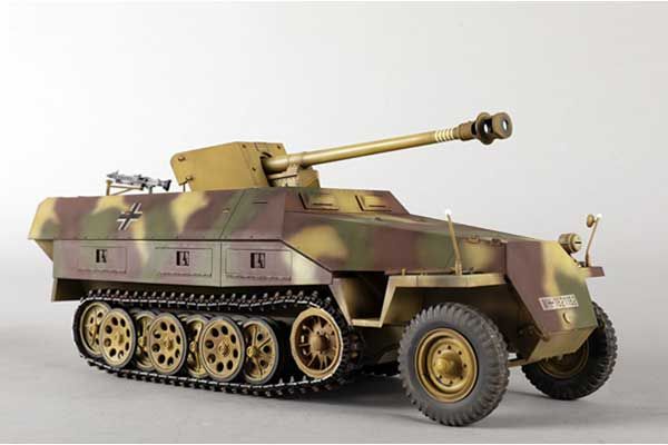 Sd.Kfz 251/22D (Trumpeter 00943) 1/16