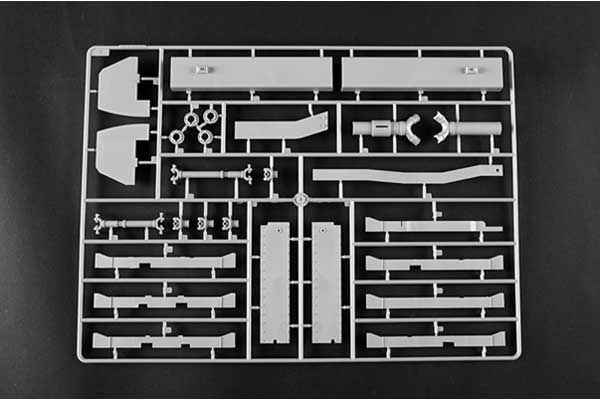 Pz.Kpfw.VI Sd.Kfz.182 Tiger II (Porsche раннего производства Fgst.Nr.280009) (Trumpeter 00948) 1/16