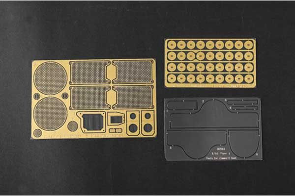 Pz.Kpfw.VI Sd.Kfz.182 Tiger II (Porsche раннего производства Fgst.Nr.280009) (Trumpeter 00948) 1/16