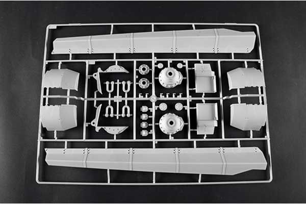 Pz.Kpfw.VI Sd.Kfz.182 Tiger II (Porsche раннего производства Fgst.Nr.280009) (Trumpeter 00948) 1/16