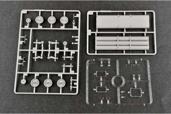 MLRS M270/A1 (TRUMPETER 01047) 1/35