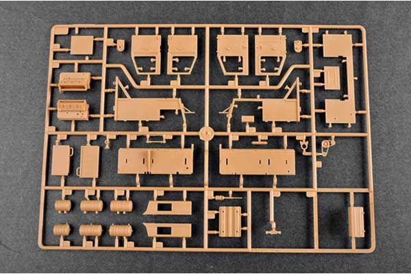 БАЗ-6403 с прицепом ЧМЗАП-9990-071 (Trumpeter 01086) 1/35