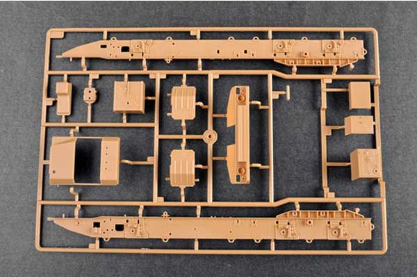 БАЗ-6403 с прицепом ЧМЗАП-9990-071 (Trumpeter 01086) 1/35