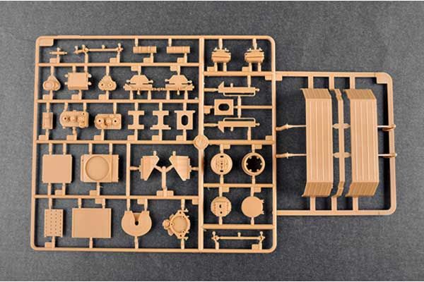 БАЗ-6403 с прицепом ЧМЗАП-9990-071 (Trumpeter 01086) 1/35