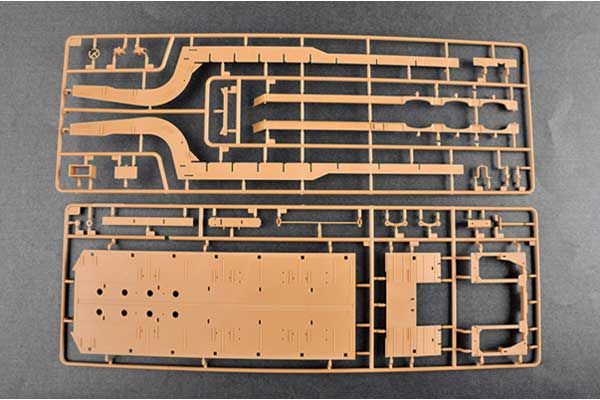 БАЗ-6403 с прицепом ЧМЗАП-9990-071 (Trumpeter 01086) 1/35