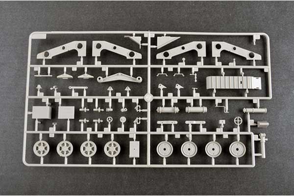 МАЗ-545. Тягач с полуприцепом ЧМЗАП-5247Г (Trumpeter 01089) 1/35