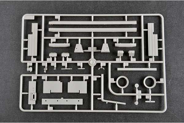 МАЗ-545. Тягач с полуприцепом ЧМЗАП-5247Г (Trumpeter 01089) 1/35