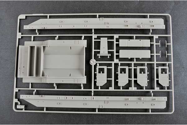 МАЗ-545. Тягач с полуприцепом ЧМЗАП-5247Г (Trumpeter 01089) 1/35