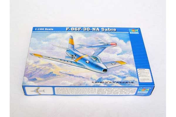 F-86F-30-NA Sabre (Trumpeter 01320) 1/144