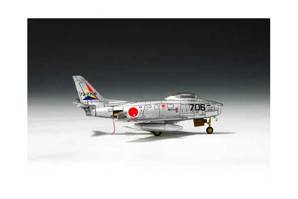 F-86F-40-NA Sabre (Trumpeter 01321) 1/144