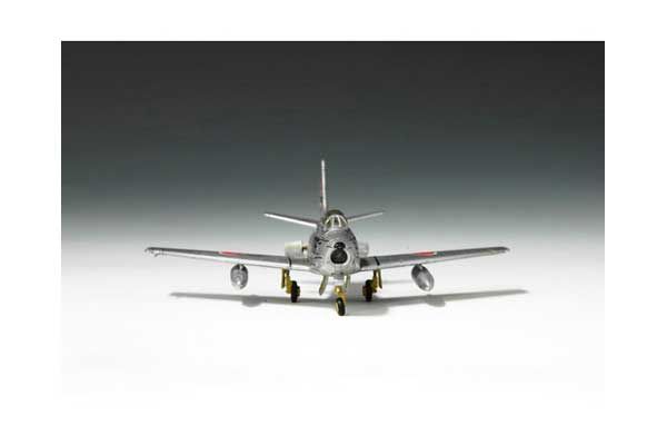 F-86F-40-NA Sabre (Trumpeter 01321) 1/144