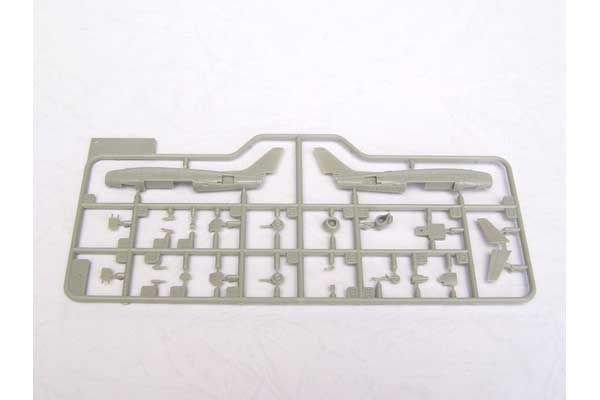 F-86F-40-NA Sabre (Trumpeter 01321) 1/144