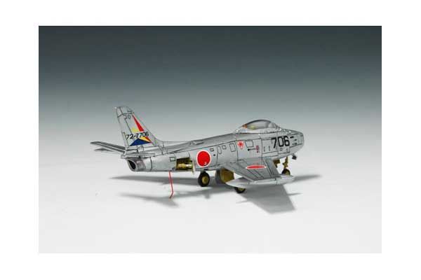 F-86F-40-NA Sabre (Trumpeter 01321) 1/144