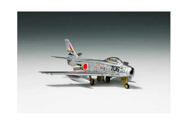 F-86F-40-NA Sabre (Trumpeter 01321) 1/144