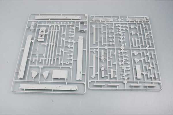 Geschutzwagen Tiger Grille21/210mm Mortar 18/1 L/31 (Trumpeter 01540) 1/35