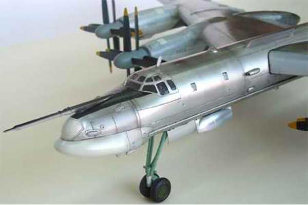 Ту-95МС Bear-H (TRUMPETER 01601) 1/72