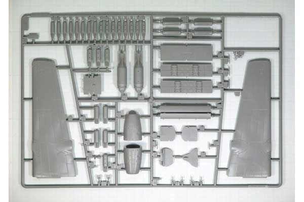 Harbin H-5 Bomber (Trumpeter 01603) 1/72